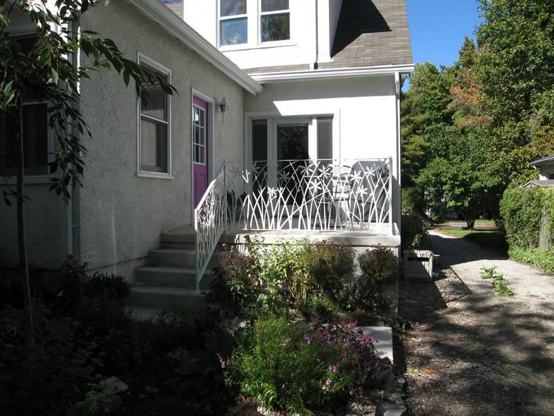 Star Grass Handrails on Porch by Trellis Art Designs