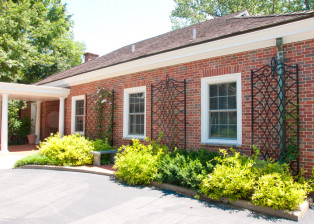 Three Undulating Lattice Trellises by Trellis Art Designs