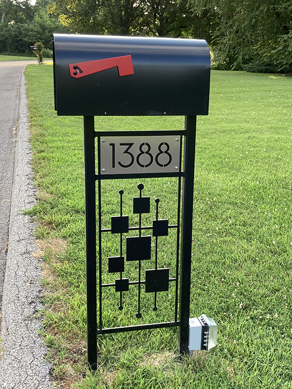 MCM Mailbox designed by Trellis Art Designs